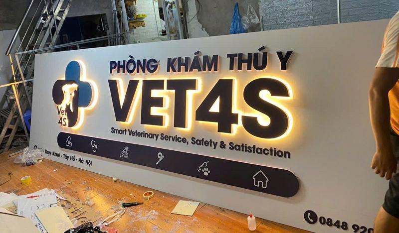 Thi Công Biển Quảng Cáo Mica Sáng Đèn Chuyên Nghiệp 2026